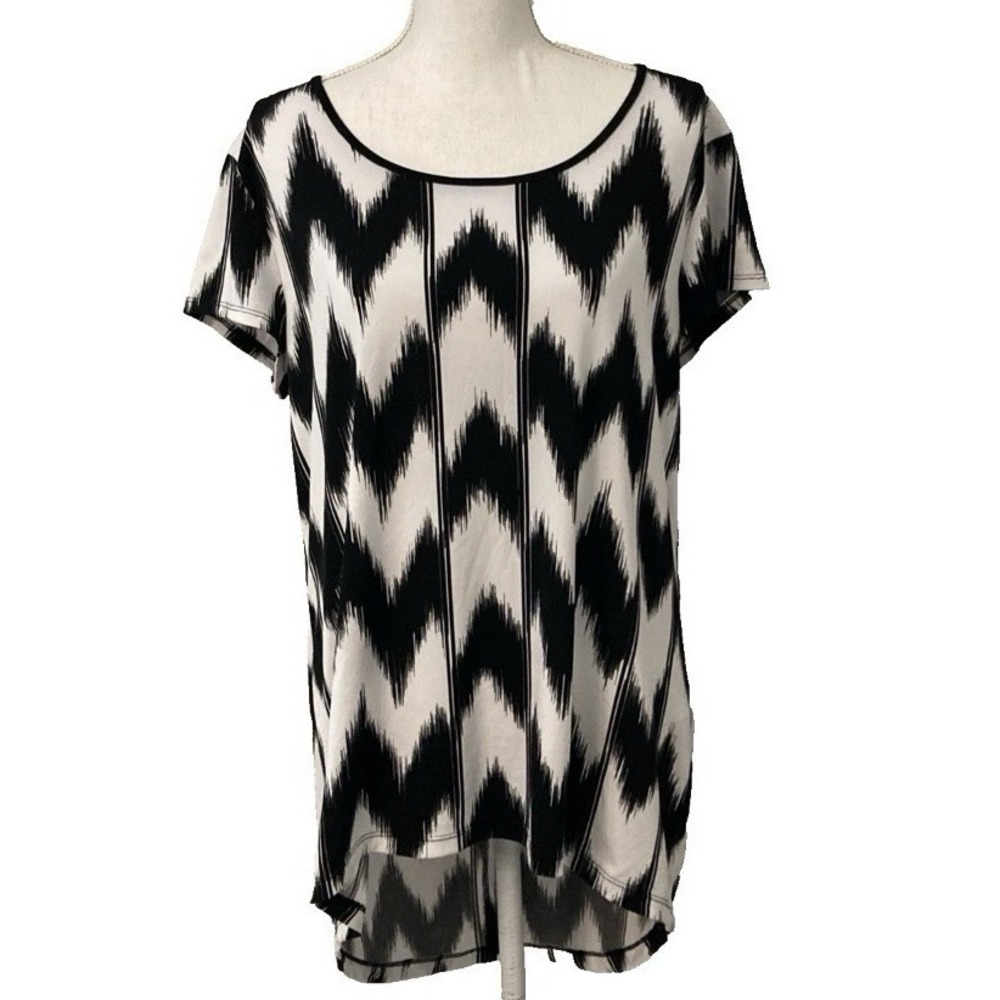 Chico's White Black Cap Sleeve Stretch Hi-Low Tunic Top Size 0 Small Summer